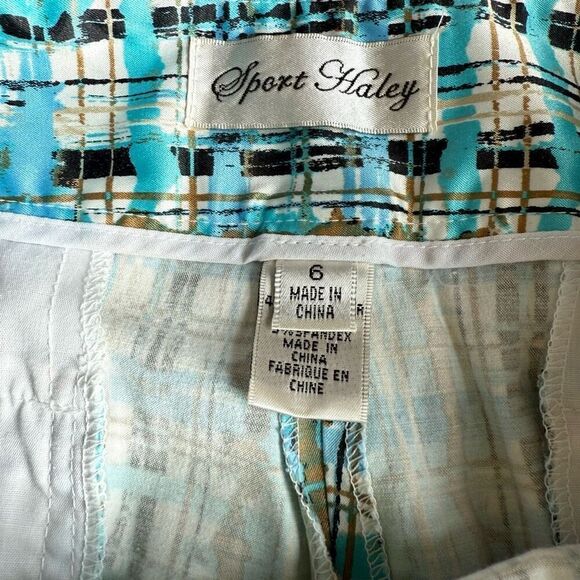 Sport Haley Women’s Gold, Black & Blue Stretch Bermuda Golf Shorts - Picture 3 of 10